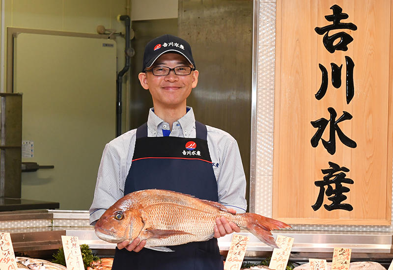 関東事業部　部長　鈴木裕一